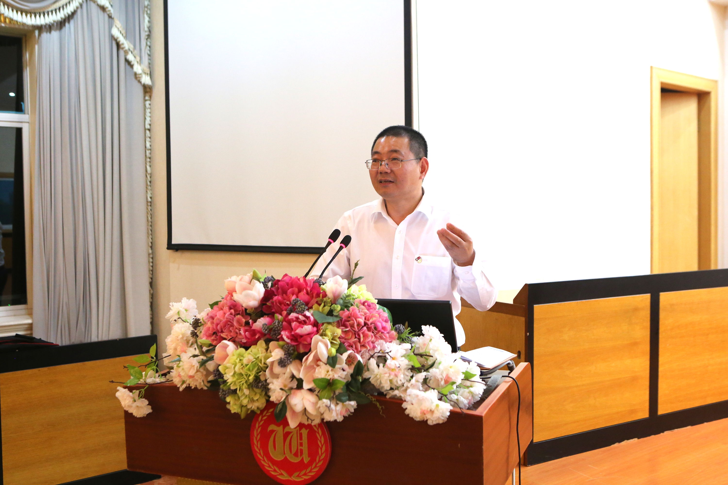 “不忘初心，牢記使命”mg4377娛樂電子遊戲網站集團黨委開展慶祝建黨97周年觀影活動